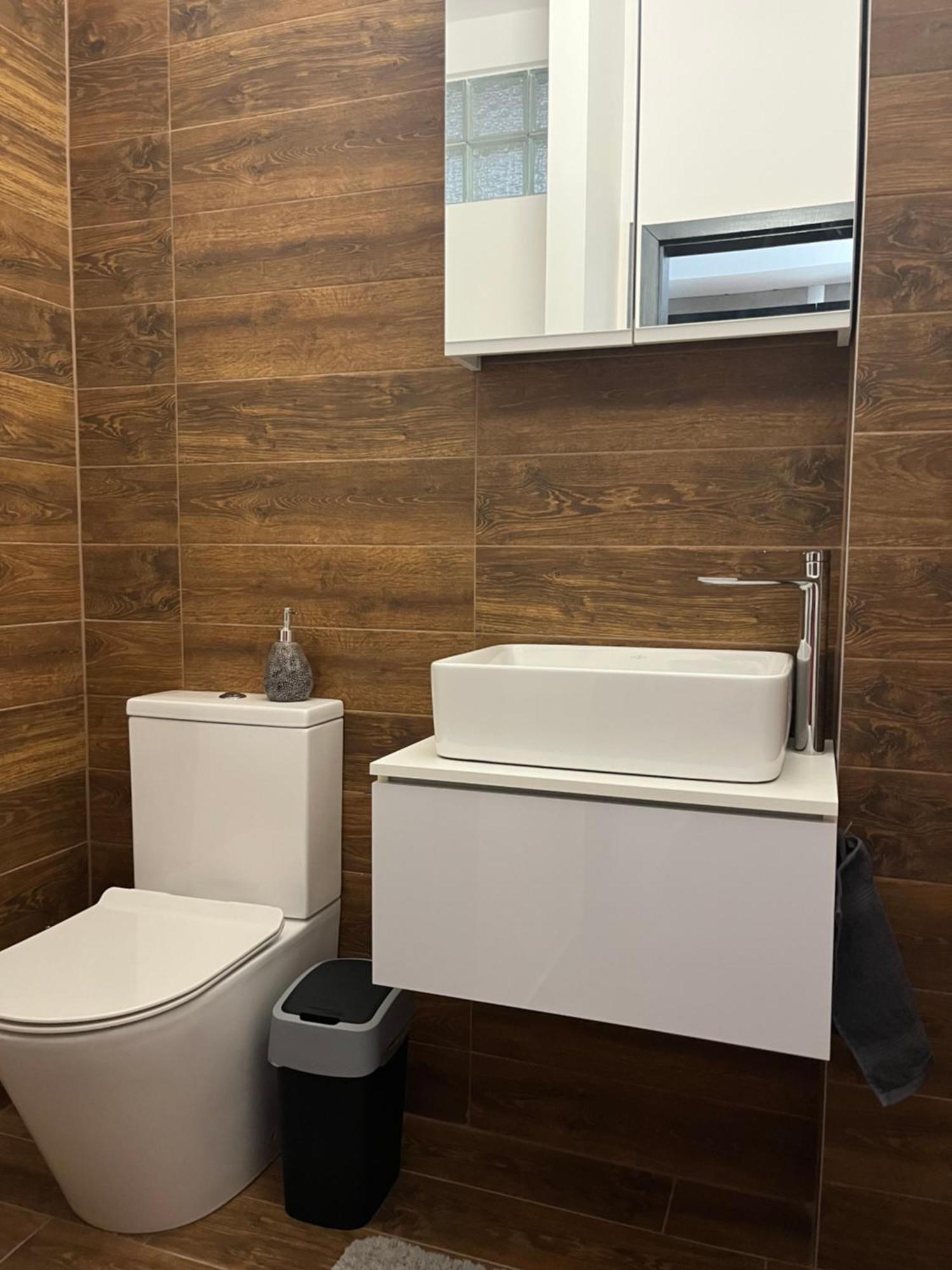 Toelgyes Apartmanhaz Szeged Exteriör bild