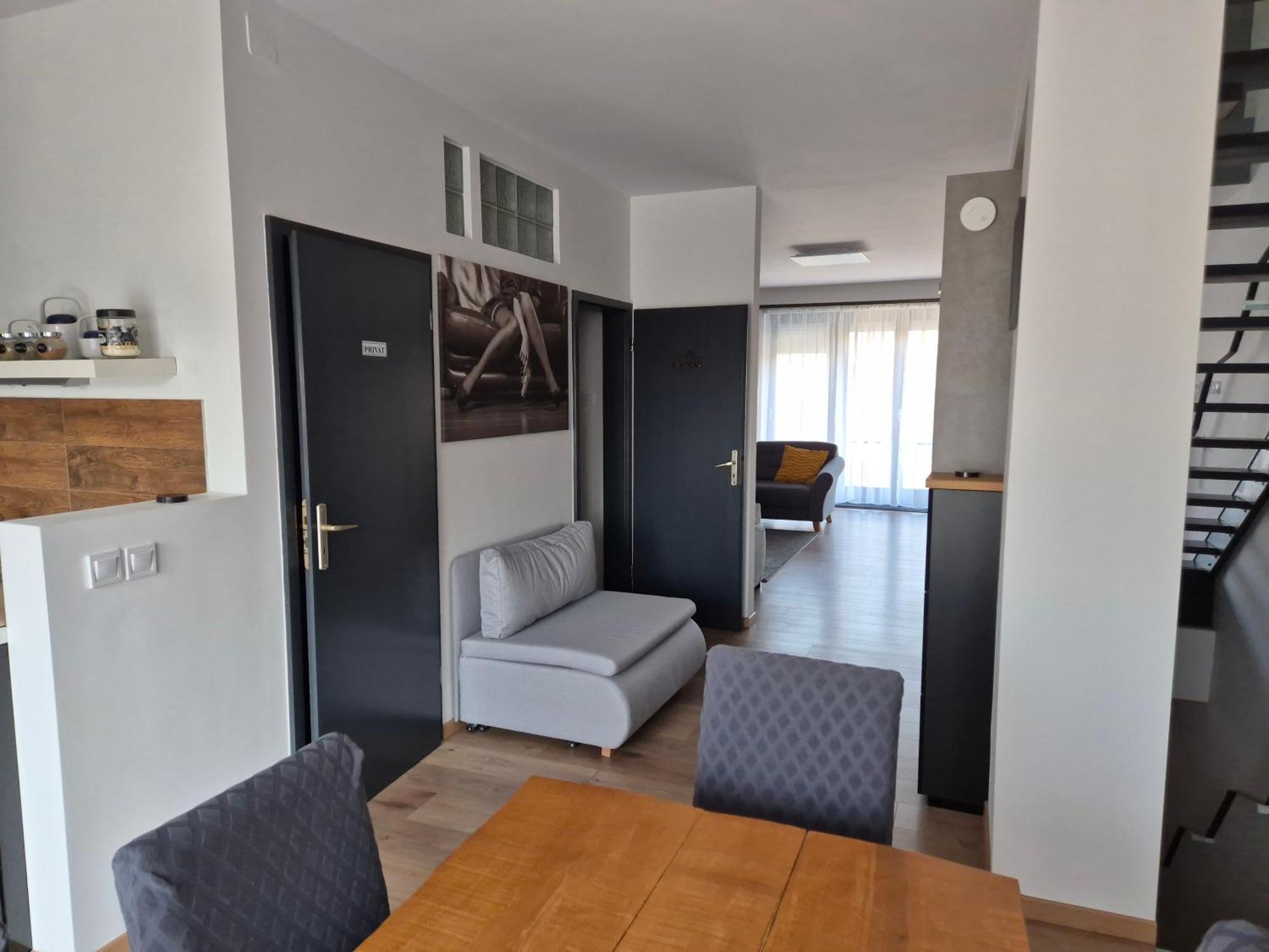 Toelgyes Apartmanhaz Szeged Exteriör bild